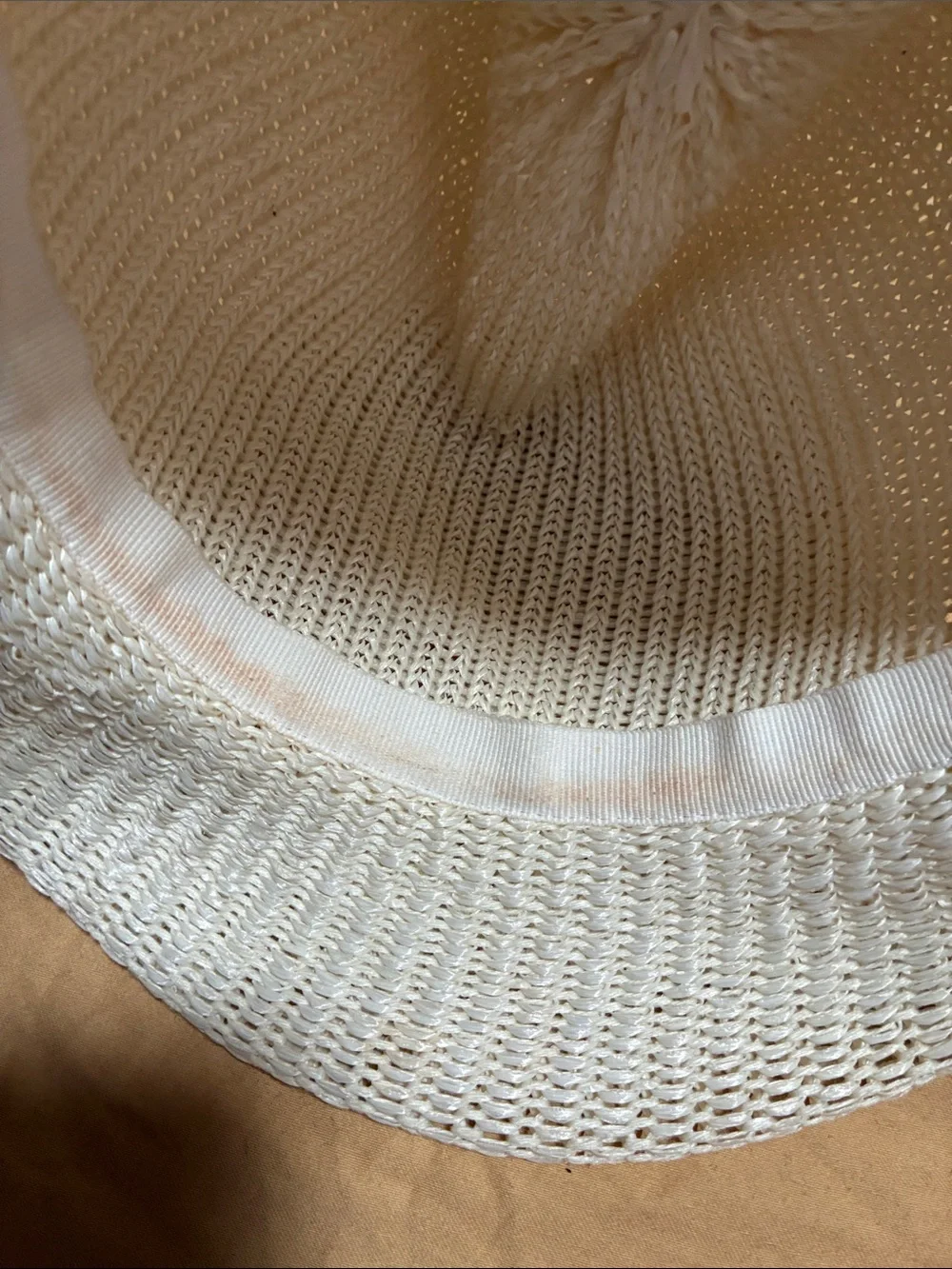 Woven Straw Fedora Hat in Off-White